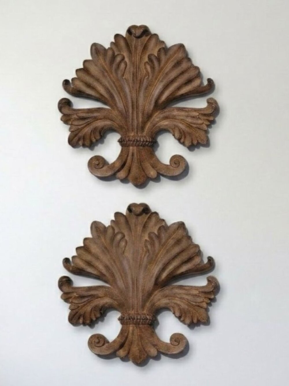 Pair of Vintage Style Fleur De Lis Wall Plaques Faux Wood Ornate Resin Decor 14"